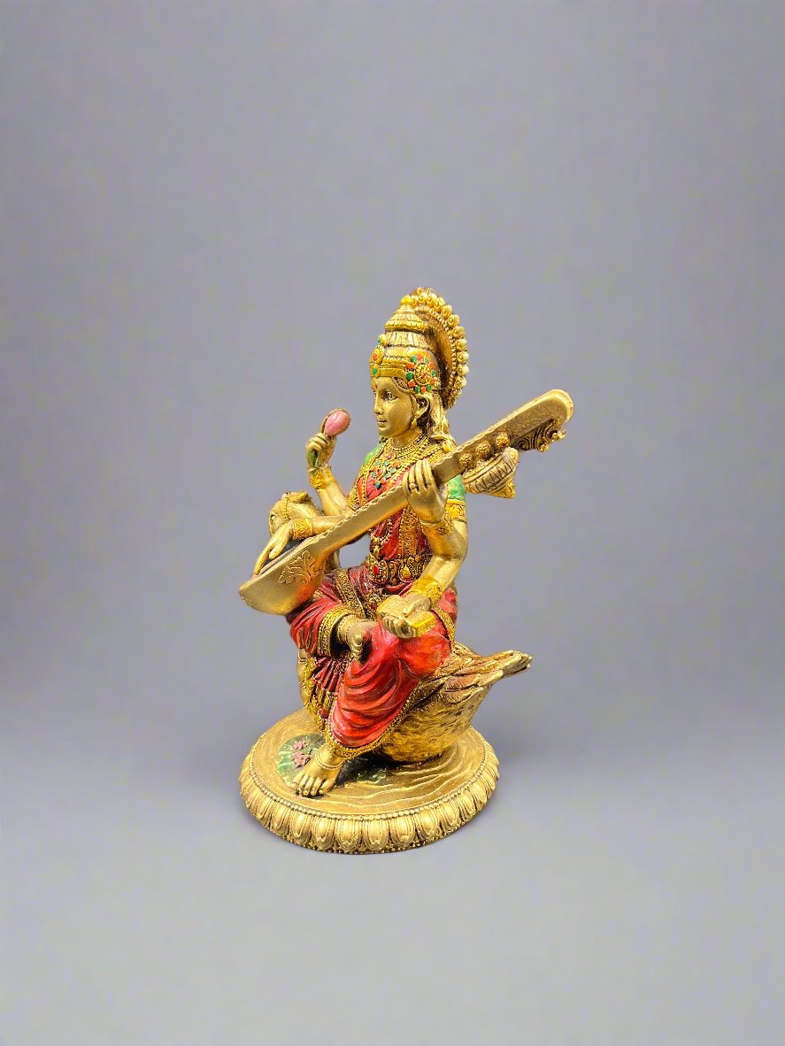 Graceful Saraswati Maa Idol – Symbol of Wisdom and Knowledge