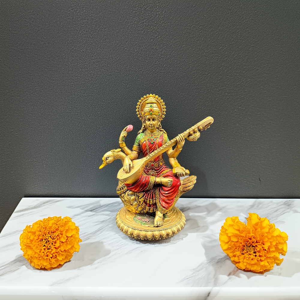 Graceful Saraswati Maa Idol – Symbol of Wisdom and Knowledge